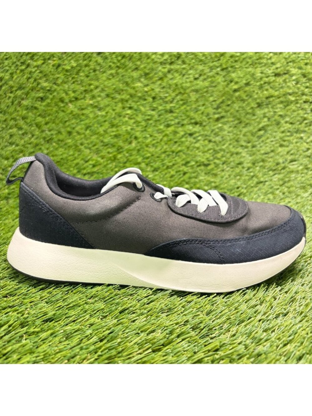 Allbirds Courier Womens Size 8 Black White Athletic Running Shoes Sneakers
